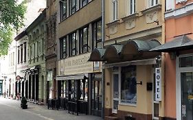 Kucko Panzio Gyor